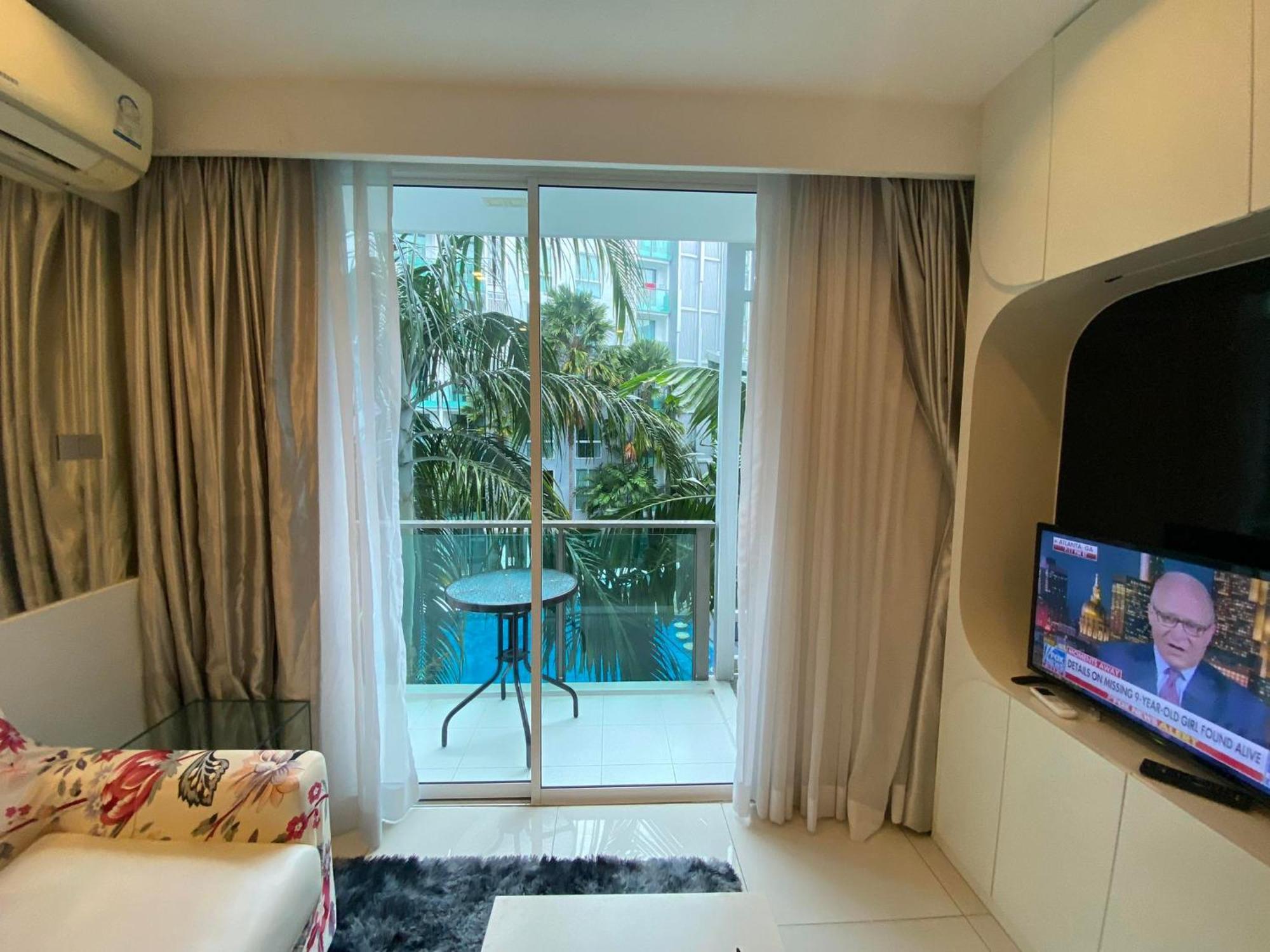 City Center Residents Pattaya Exterior photo