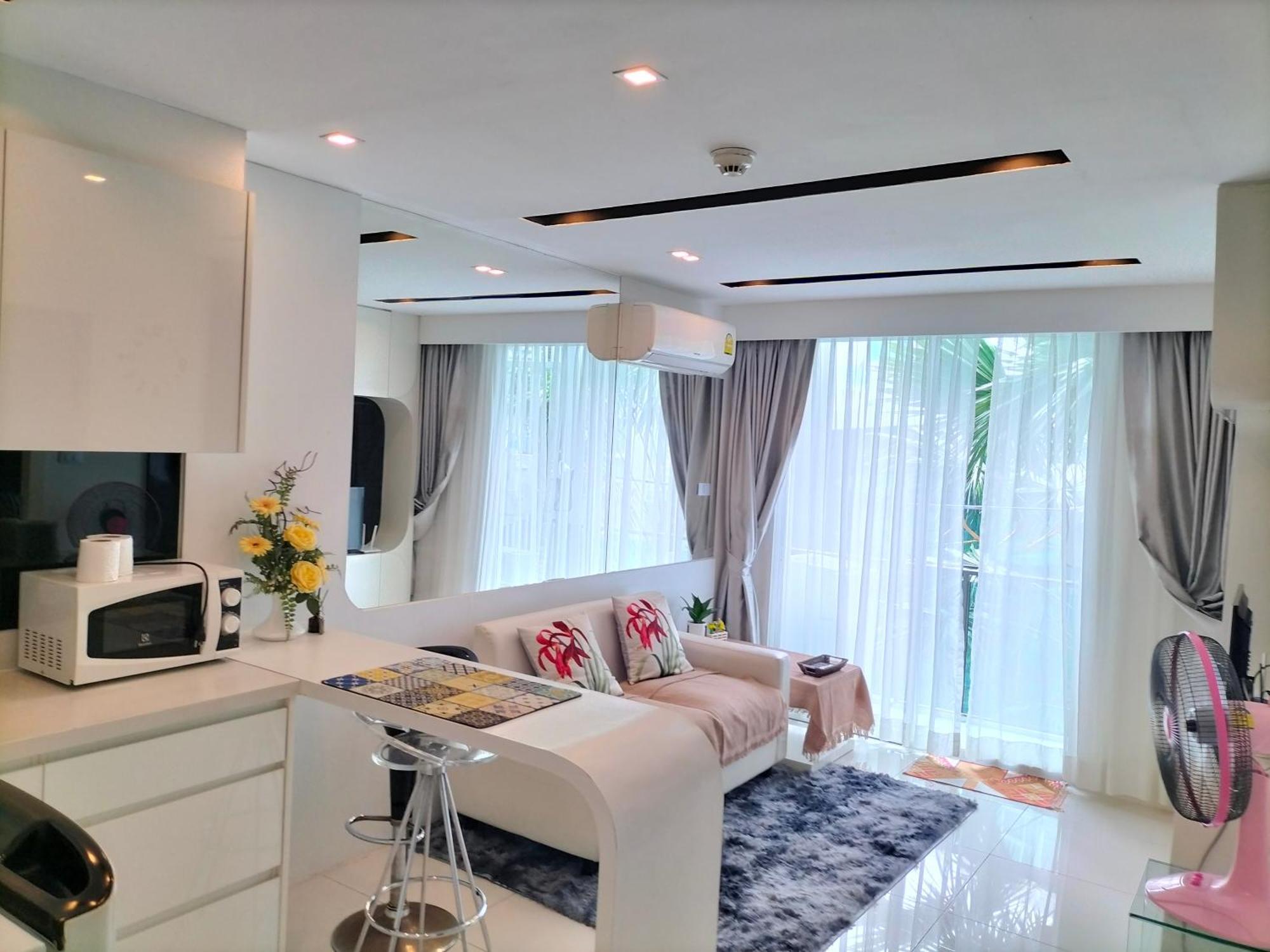 City Center Residents Pattaya Exterior photo