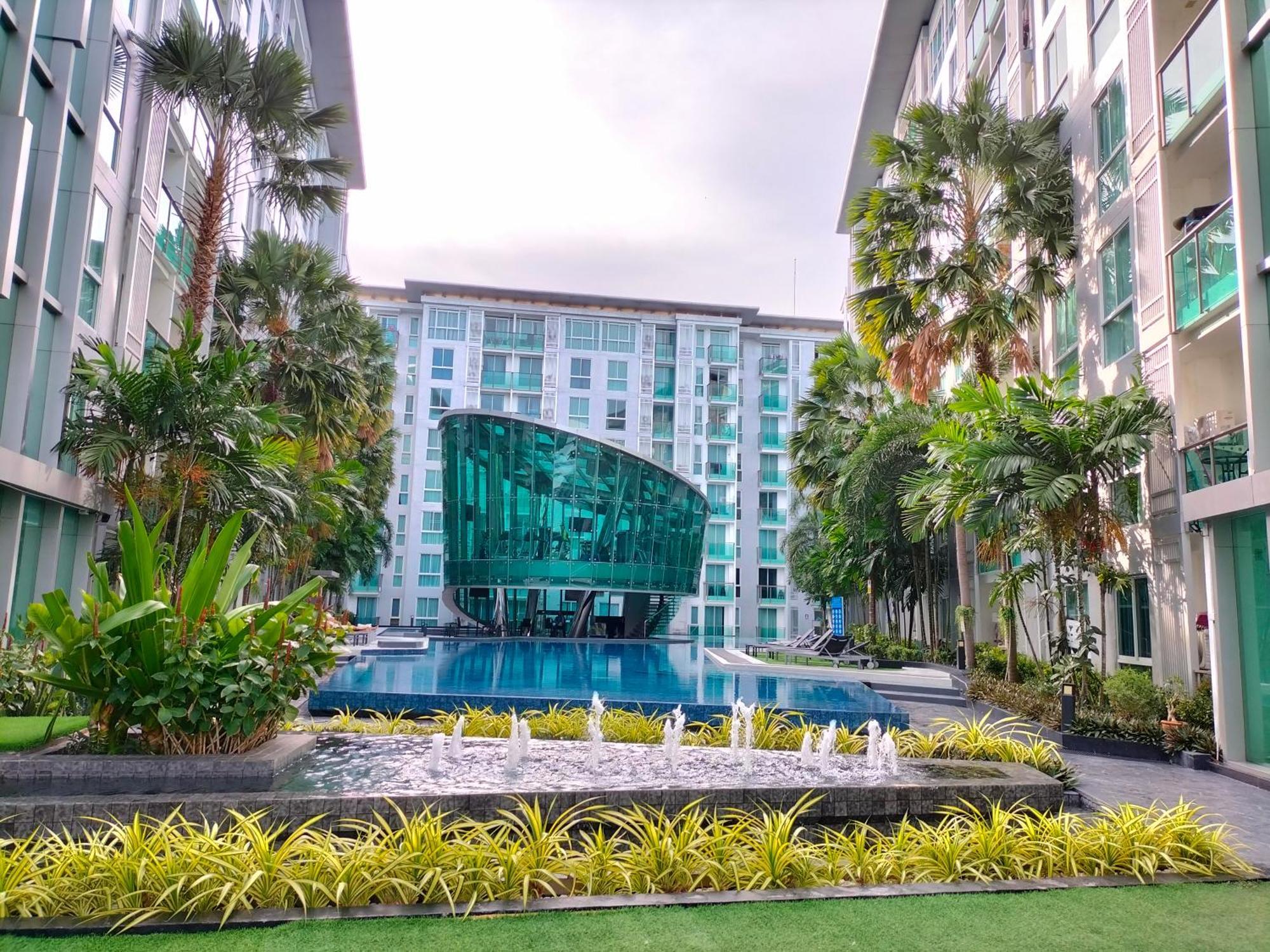 City Center Residents Pattaya Exterior photo